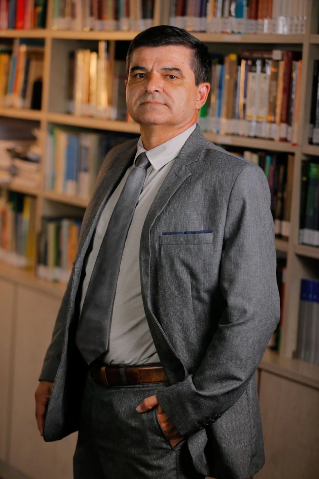 Retrato de Claudiomiro Neves